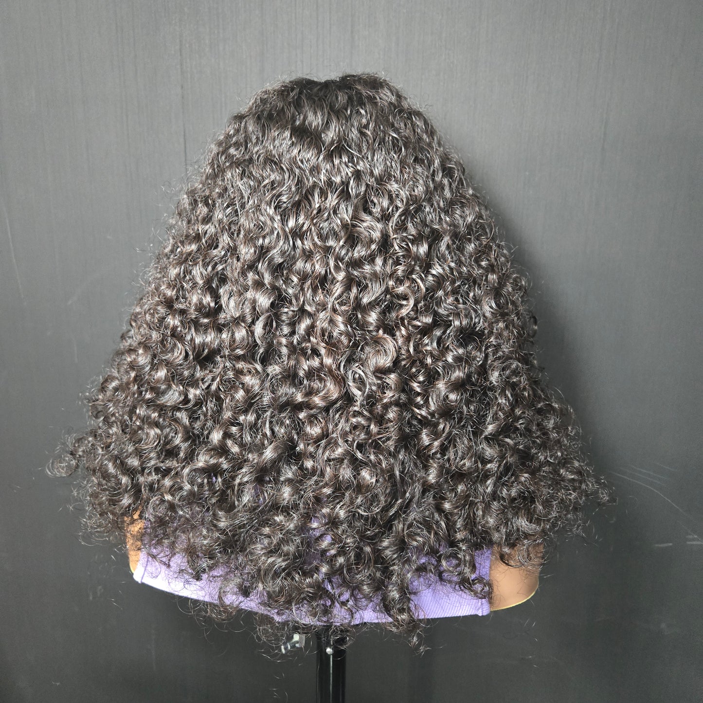 16 Zainba Jerry Curls