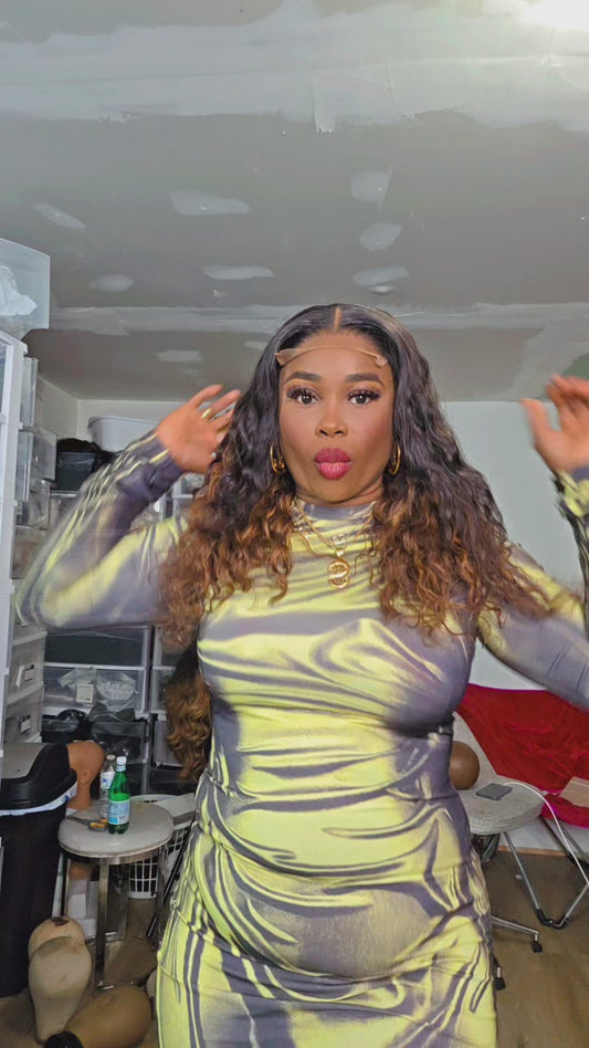 16" Wet and Wavy highlight brown