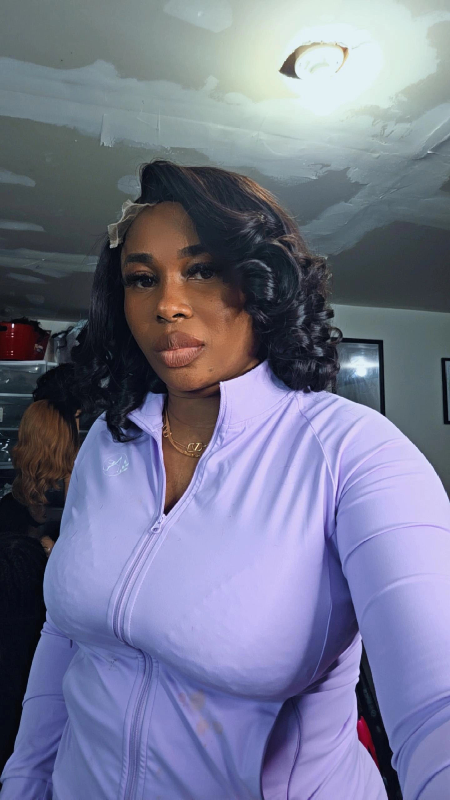 (12") Wavy Middle Part